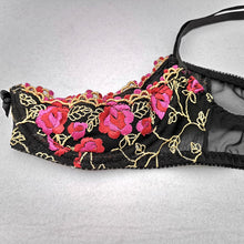 Load image into Gallery viewer, Sexy Underwire Push Up Bra Panty Underwear French Romantic Seduction Ultra-thin Embroidered Half Cup Bra Crotchless Panties Sets