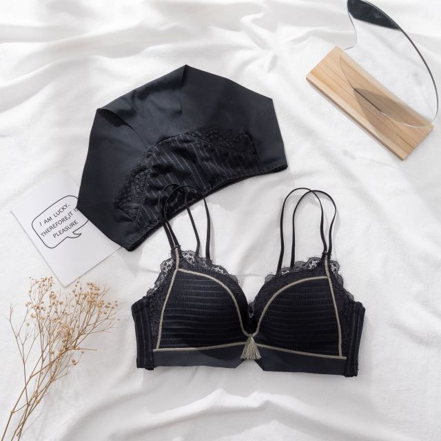 Sexy girl bra and briefs underwear pure desire wind small chest gathered thick cup comfortable cup no steel ring latex lingerie