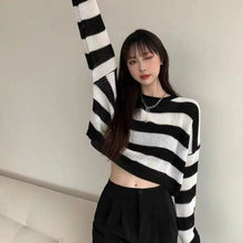 Load image into Gallery viewer, Short Striped Y2k Women Sweaters O neck Pullovers Knitted Jumpers Loose Sexy Sweet Students Streetwear Fashion Stylish Vintage