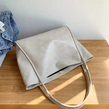 Load image into Gallery viewer, Soft surface large-capacity women&#39;s bag new western style retro simple shoulder bag commuter leisure tote bag