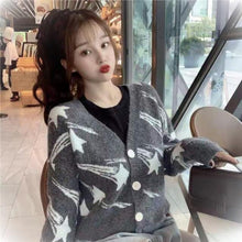 Load image into Gallery viewer, Spring Autumn Retro Flower Start Sweater For Women Jacket Sweet Casual All-match Blouse Ladies Cardigan Stitching Loose Sweater