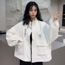 Load image into Gallery viewer, Spring and Autumn New Solid Color Tooling Short Jacket Female Students Loose Wild BF Stand-up Collar Long-sleeved Jacket