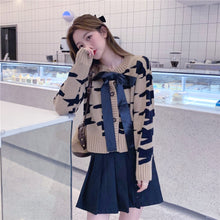 Load image into Gallery viewer, Spring and Autumn Retro Temperament Cardigan Women&#39;s Short Loose Contrast Color Long Sleeve Bow Knit Sweater Jacket Women 2021