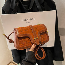 Load image into Gallery viewer, Spring new style women&#39;s shoulder bag stone pattern women&#39;s messenger bag flap design zipper women&#39;s bag mobile phone bag wallet