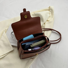 Load image into Gallery viewer, Spring new style women&#39;s shoulder bag stone pattern women&#39;s messenger bag flap design zipper women&#39;s bag mobile phone bag wallet