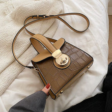 Load image into Gallery viewer, Stone Pattern Hard Box Shape PU Leather Shoulder Bags for Women 2022 Hit Handbags and Purses Mini Crossbody Bags Kawaii Totes