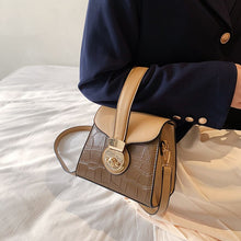 Load image into Gallery viewer, Stone Pattern Hard Box Shape PU Leather Shoulder Bags for Women 2022 Hit Handbags and Purses Mini Crossbody Bags Kawaii Totes