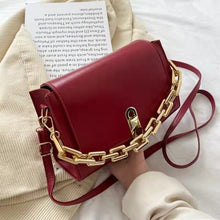 Load image into Gallery viewer, The new Korean version of retro fashion simple one-shoulder messenger chain portable small square bag