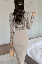 Load image into Gallery viewer, Two Piece Set 2021 Spring Korean Temperament Self-Cultivation Pile Collar Snake Print Top Fashion High Waist Bodycon Skirt Suits
