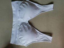 Load image into Gallery viewer, Women Rimless Bras Underwear Wireless Bra Seamless Bra Plus Size white black Khaki 4XL 5XL