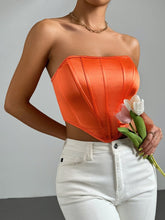 Load image into Gallery viewer, Women Sleeveless Summer Sexy White Corset Crop Top Fashion Backless Diamond Crop Fishbone Wrapped Elegant Tank Top 2023