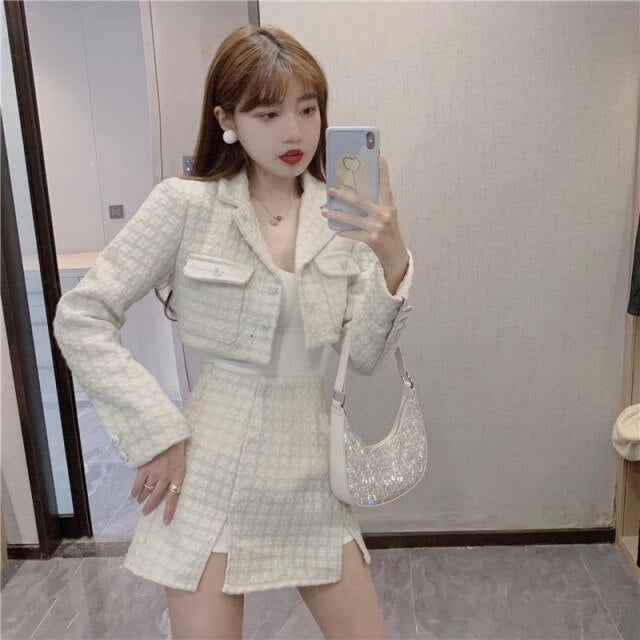 Women's Suits Winter New Fashion White Woolen Short Coat + High Waist A-Line Skirt Two-Piece Sets