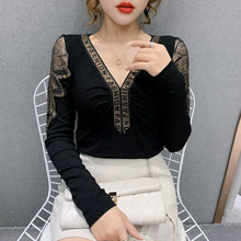 Load image into Gallery viewer, Women&#39;s T-shirts New 2021 Spring Long Sleeve Woman tshirts Fashion Sexy V-neck Hot Drilling Mujer Camisetas