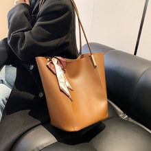 Load image into Gallery viewer, Women&#39;s casual bucket bag Solid leather women&#39;s bag Shoulder bag Fashion shopping bag 2-piece women&#39;s bag
