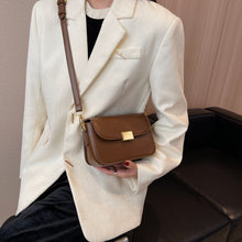 Load image into Gallery viewer, Women&#39;s fashion shoulder bag square small bag mobile phone bag solid leather vintage mini small bag zipper women&#39;s bag flap