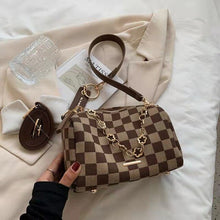 Load image into Gallery viewer, Xadrez tecelagem balde crossbody sacos para as mulheres 2021 viagens simples marca de luxo designer ombro senhoras bolsas e bols