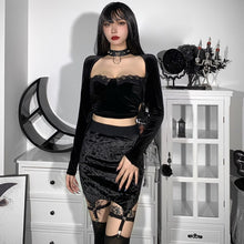 Load image into Gallery viewer, Y2K Vintage Gothic Hollow Out Lace T-shirt Sexy Pure Black Long Sleeve Square Collar Tee Harajuku Punk Crop Top 2022 Streetwear